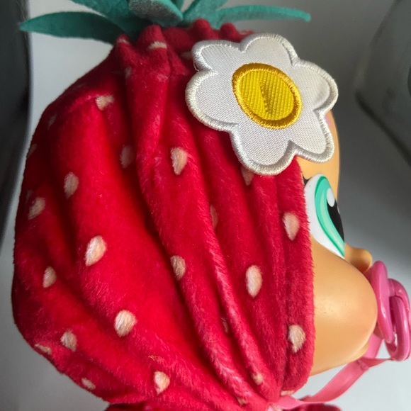 Cry Babies Tutti Frutti Ella the Strawberry Doll - Picture 8 of 14